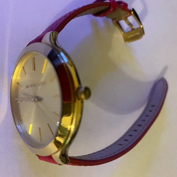 MICHAEL KORS Runway Pink Leather Band Ladies Watch - Picture 3 of 5